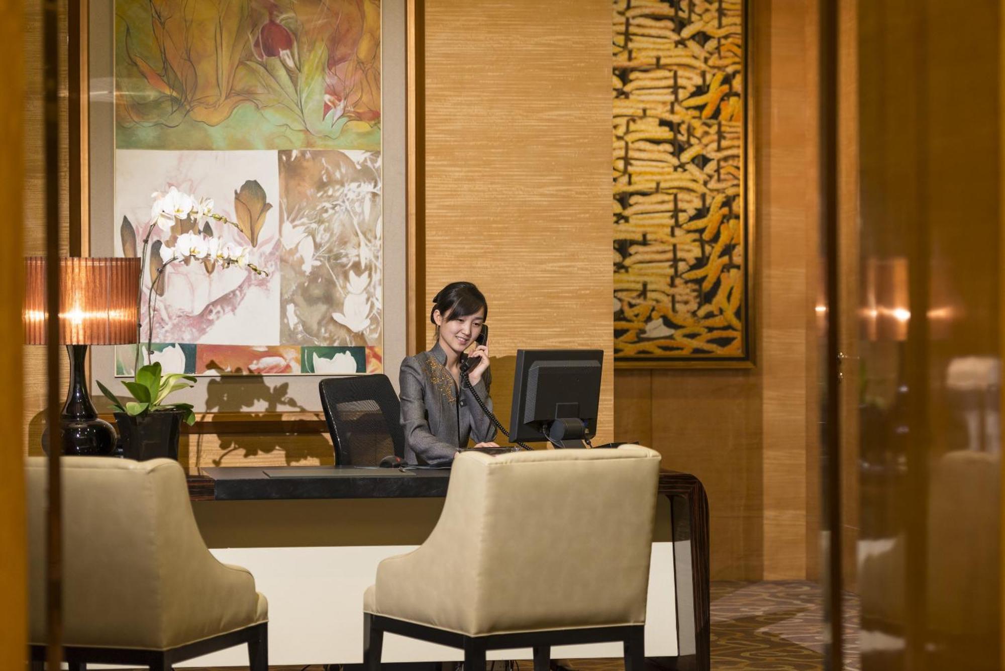 Intercontinental Shijiazhuang By Ihg Hotell Exteriör bild