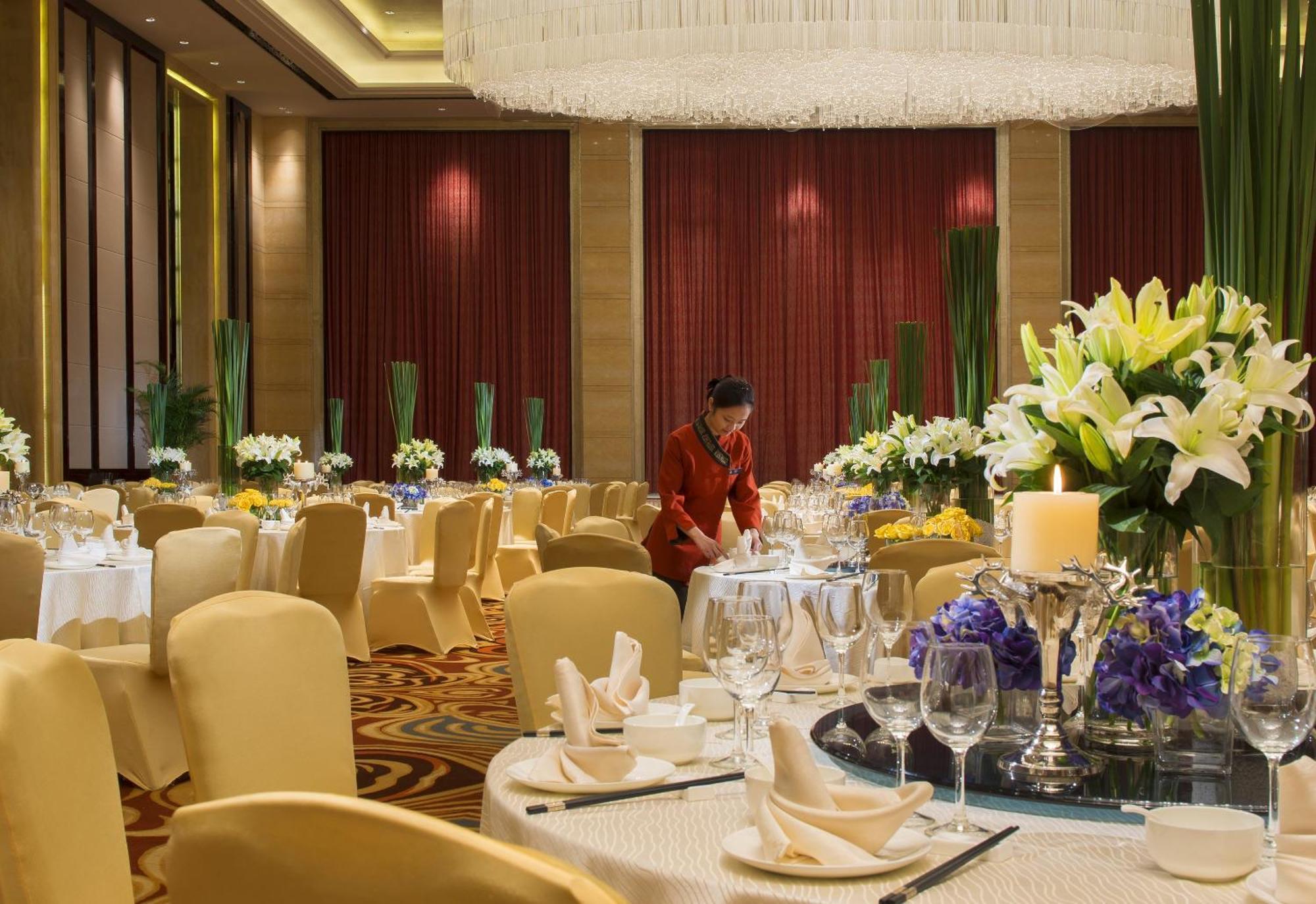 Intercontinental Shijiazhuang By Ihg Hotell Exteriör bild
