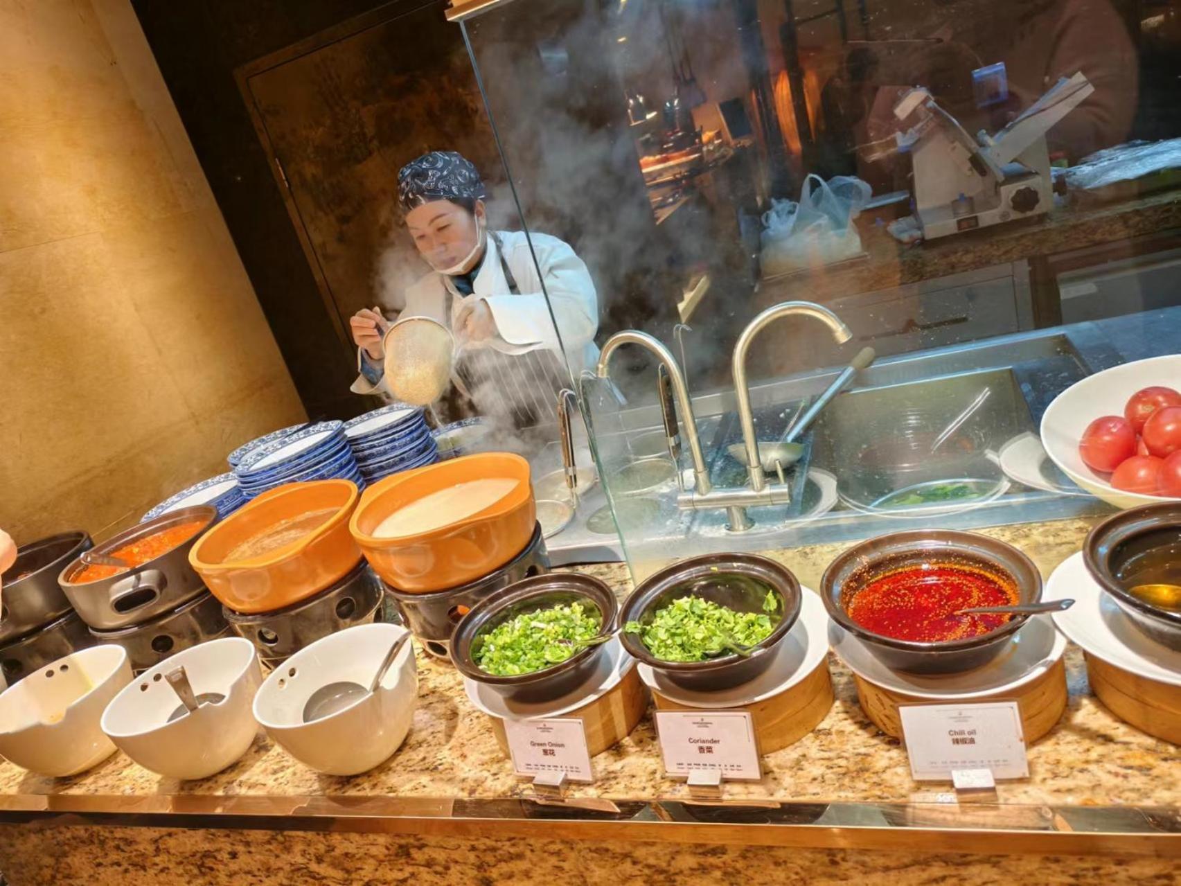 Intercontinental Shijiazhuang By Ihg Hotell Exteriör bild