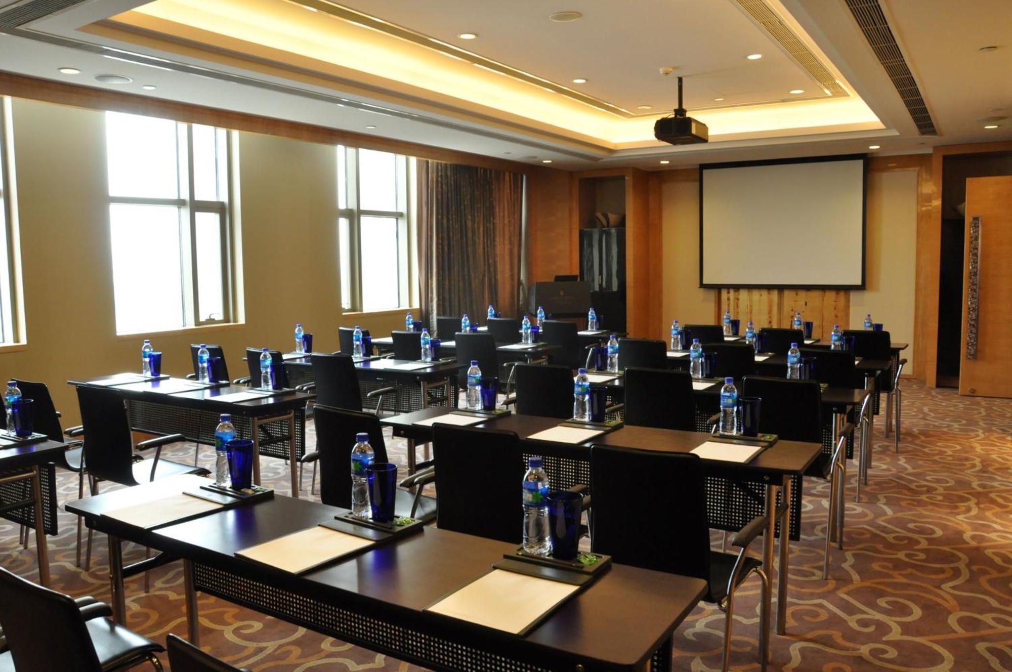 Intercontinental Shijiazhuang By Ihg Hotell Exteriör bild
